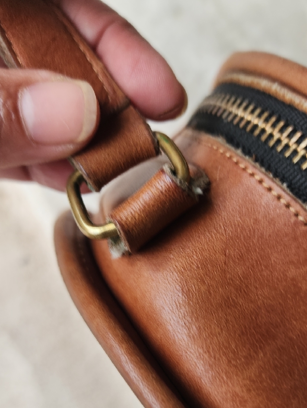 Coach Vintage Canteen Leather Tan Round Crossbody Bag - Picture 10 of 16